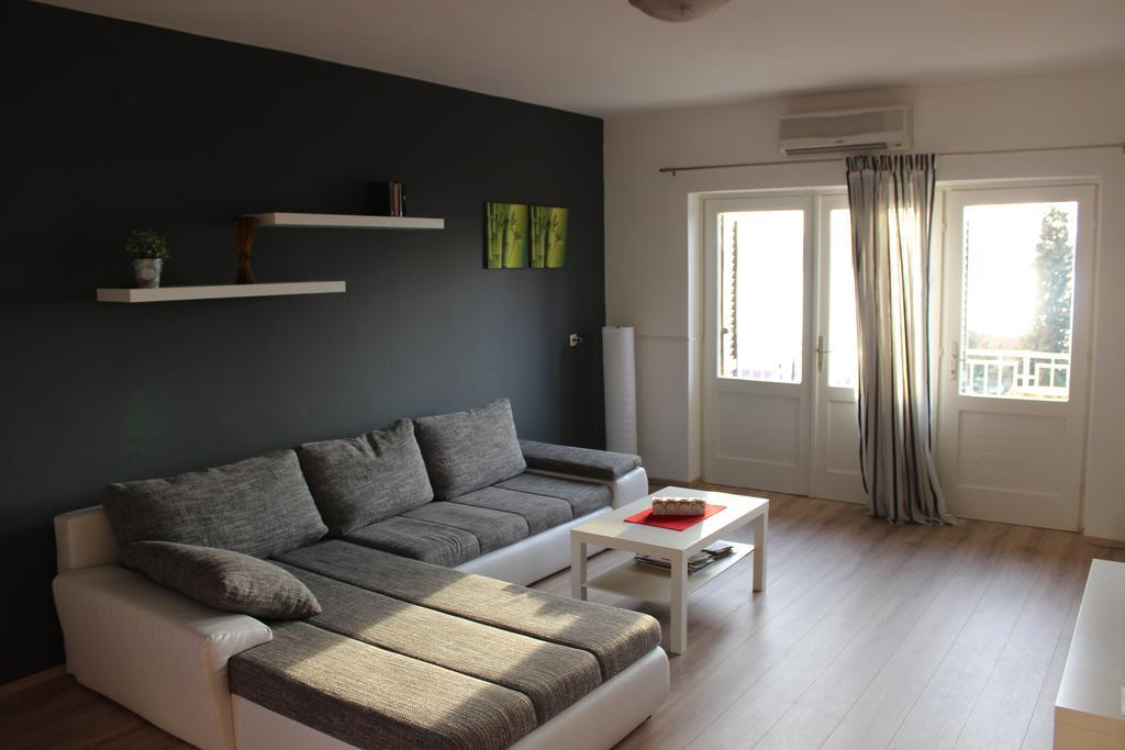 Sea View Nona Apartment 크리크베니카 외부 사진